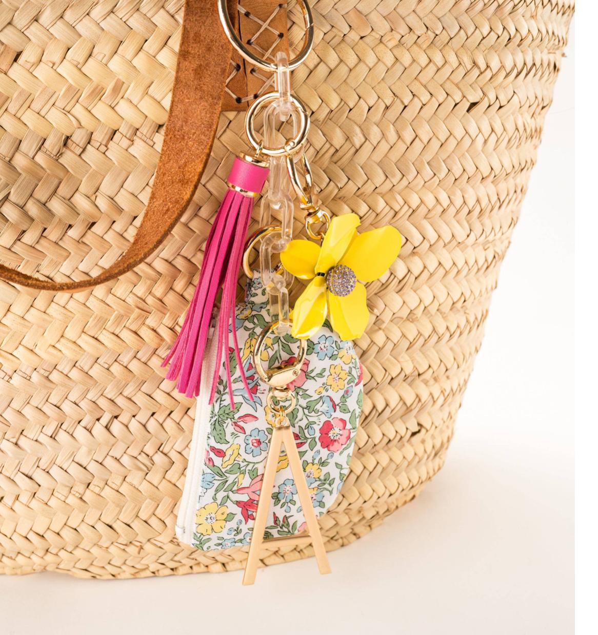 Bag Charm Bar