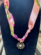 Scarf Necklace - Light Pink/Flower