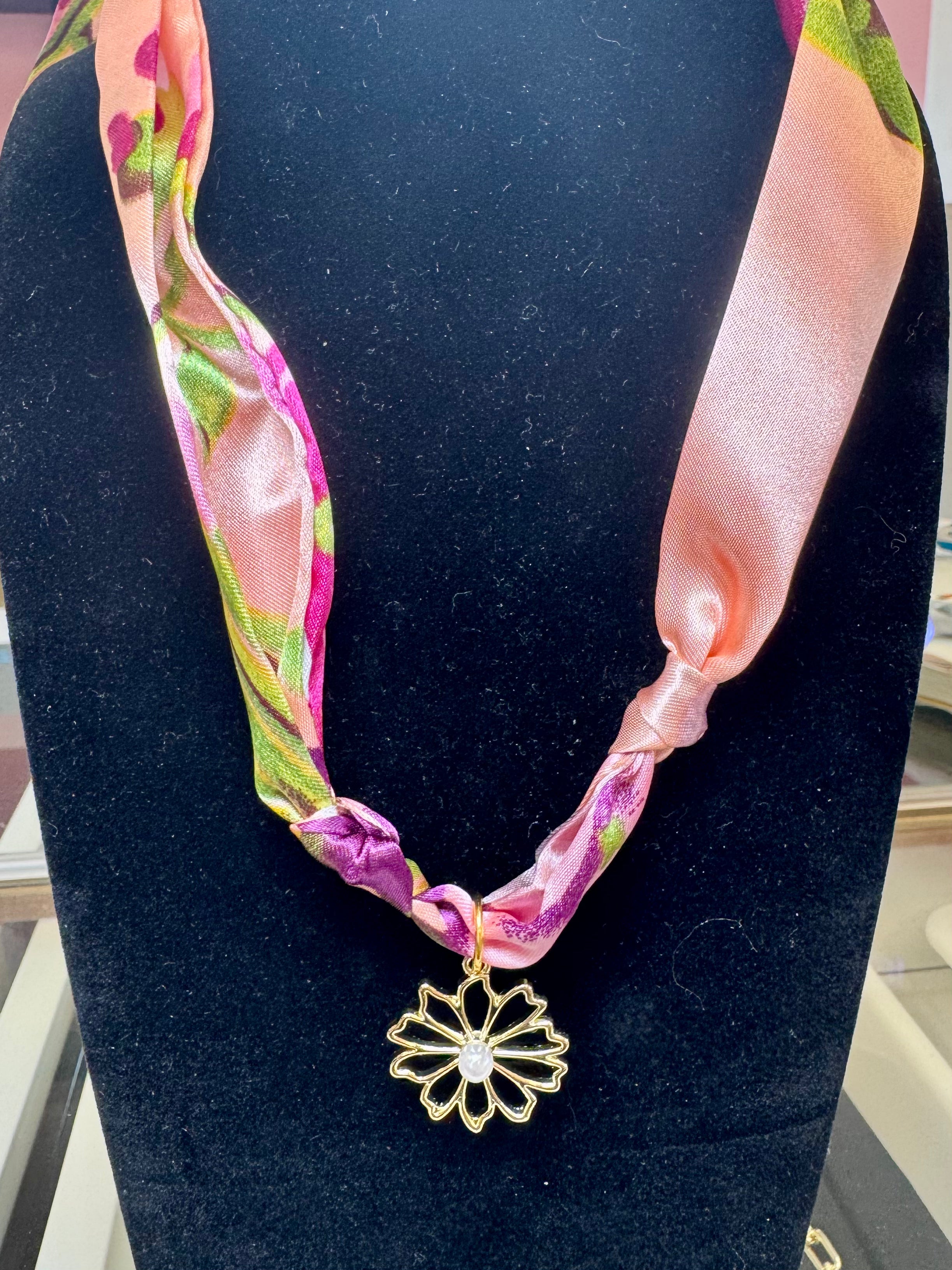 Scarf Necklace - Light Pink/Flower