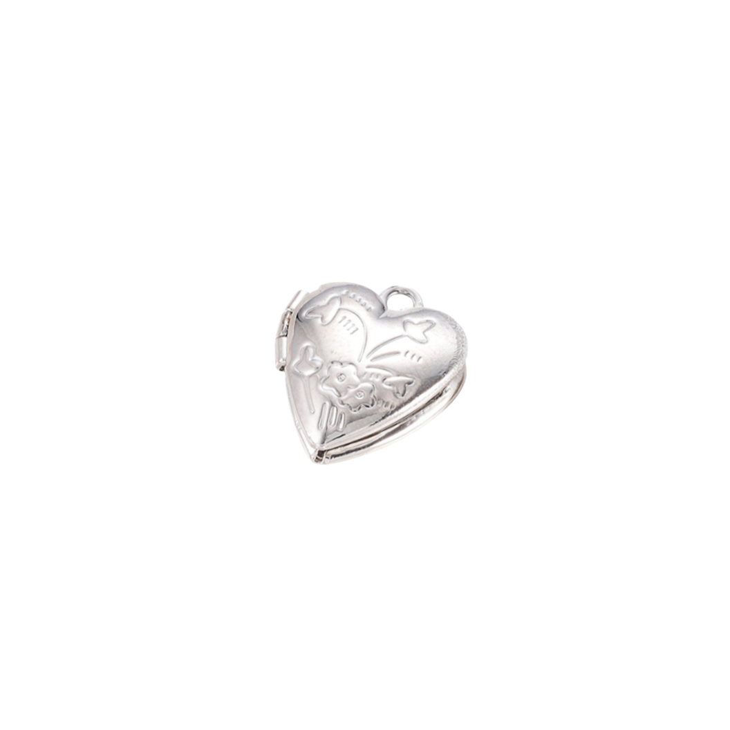 Front view of the Silver Vintage Heart Locket Charm