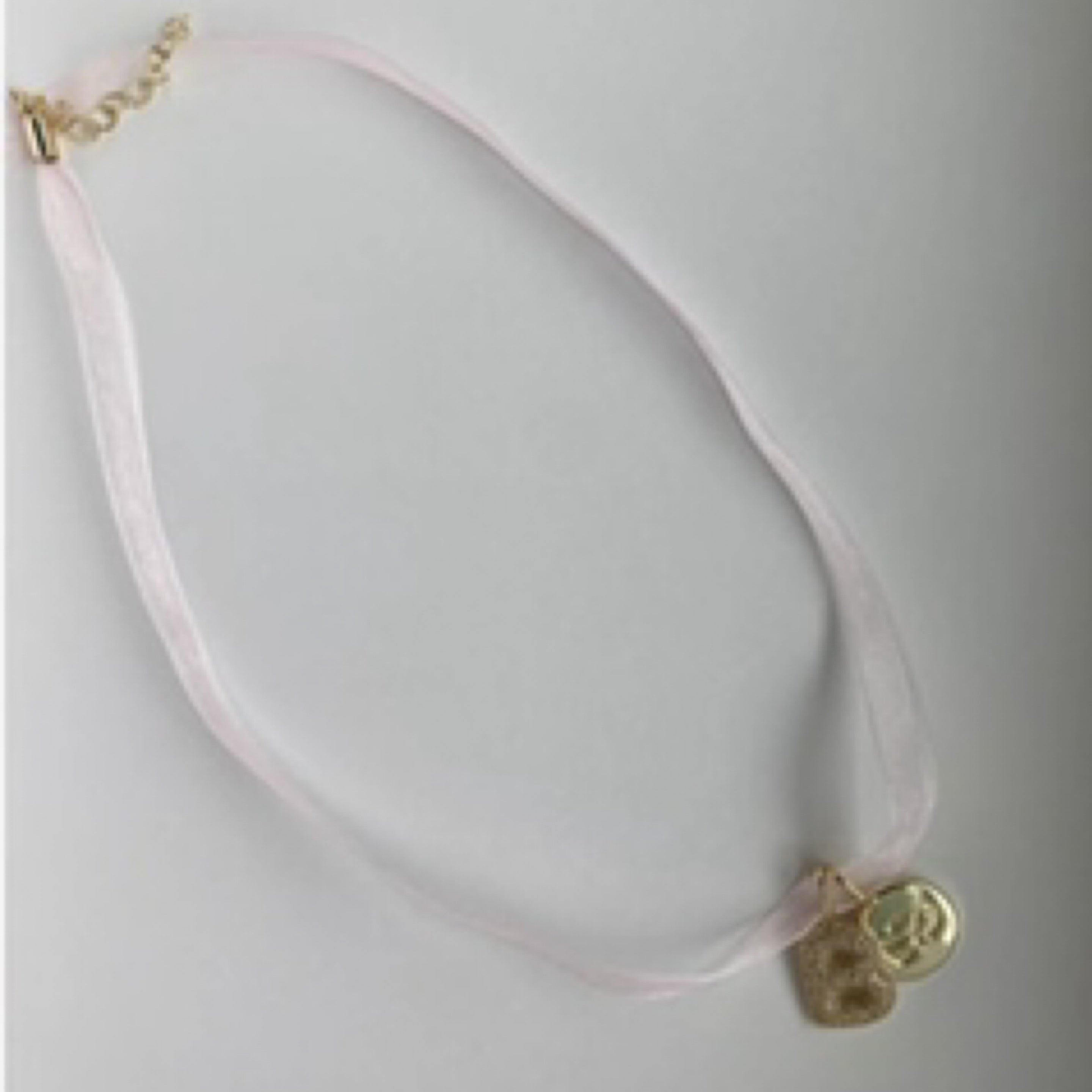 Ribbon Necklace Pink